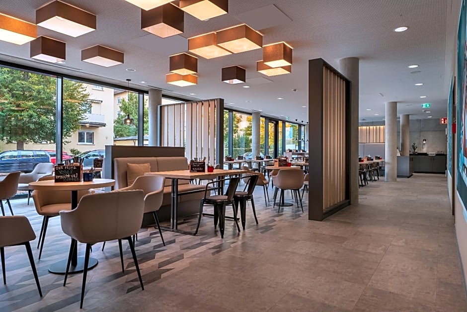 Holiday Inn - the niu, Timber Esslingen By IHG