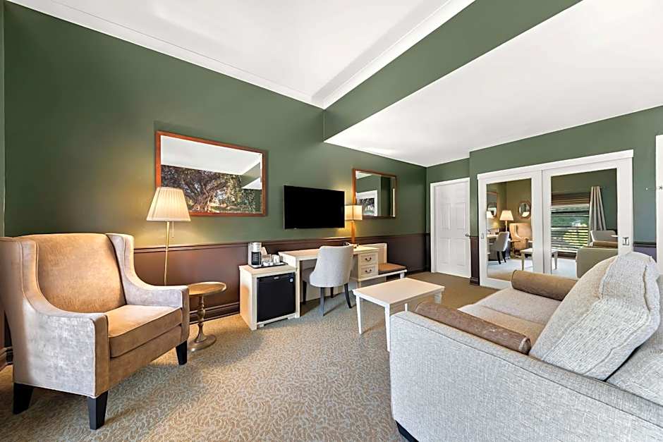 The Arlington Hotel - BW Signature Collection