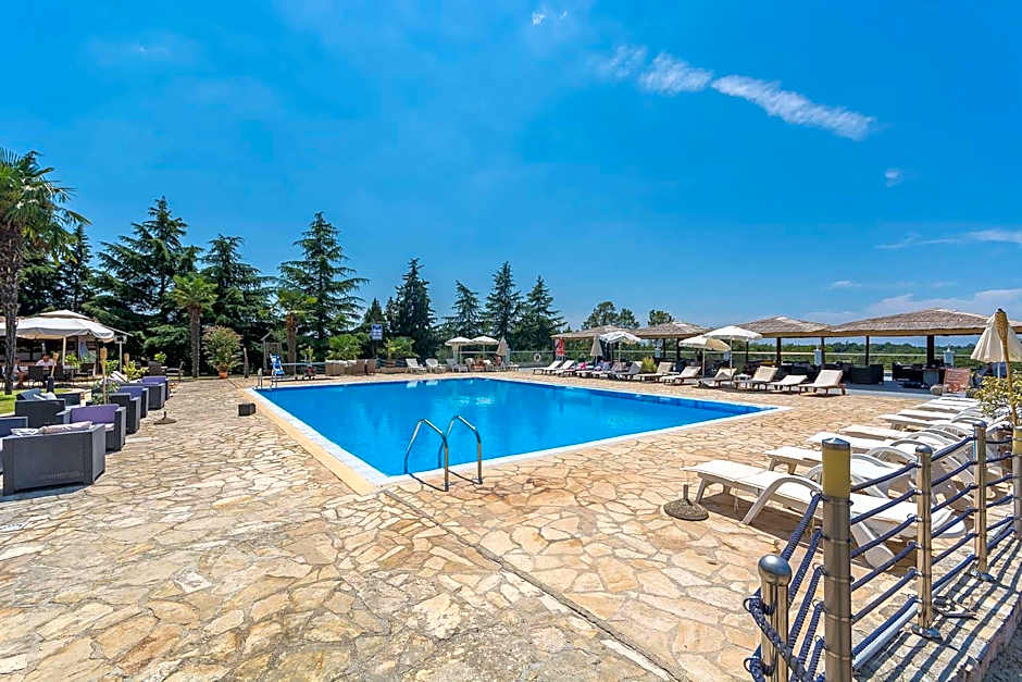 Villa Gloria 2