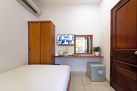 Winter Green Premium Room