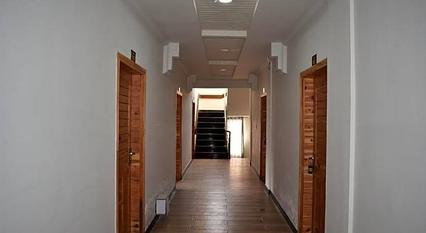 Hotel Royal Inn – Murree, VA