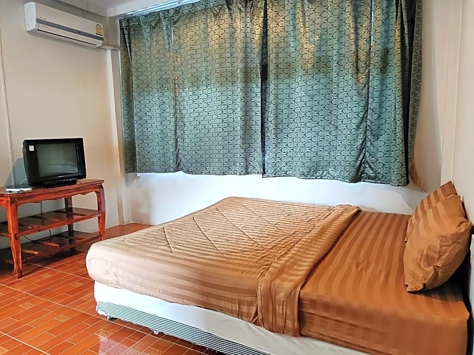 Piyaporn Hill Paradise Hotel