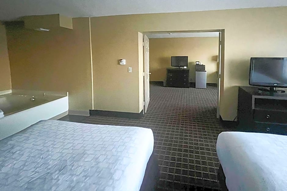 Clarion Inn & Suites