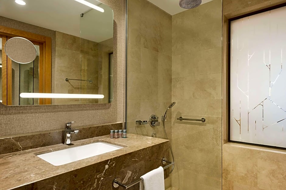 Ramada Hotel & Suites by Wyndham Adana