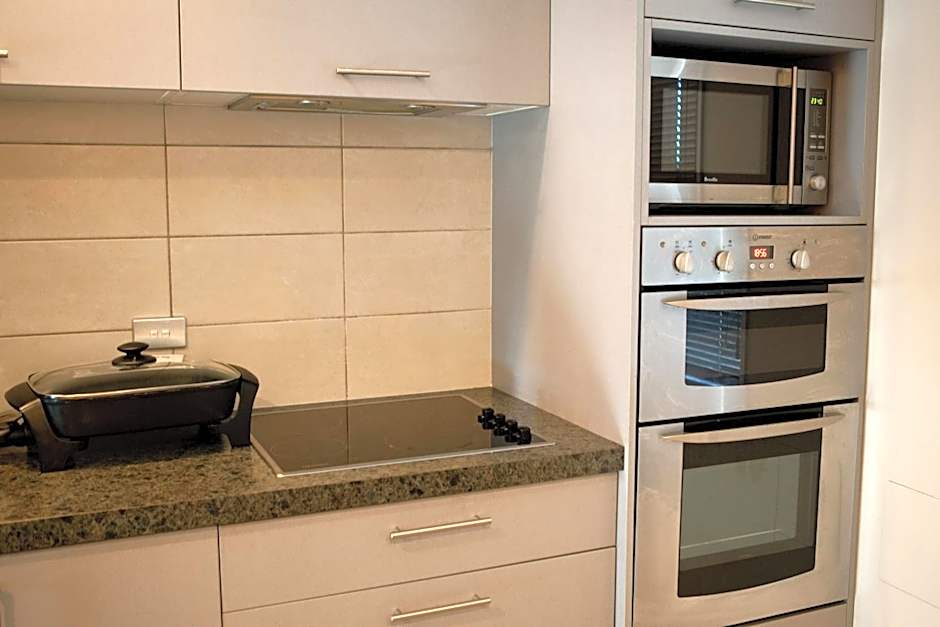 Grove Park Motor Lodge