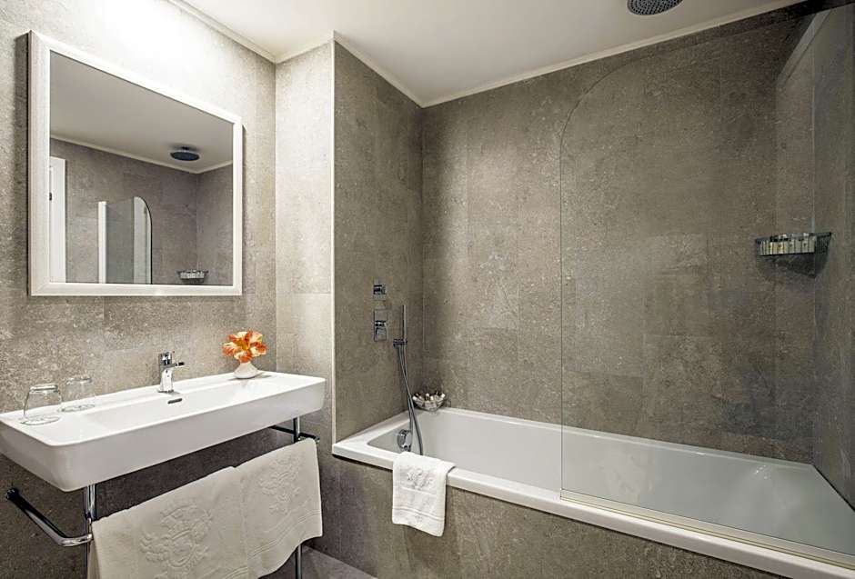 Hotel Caparena
