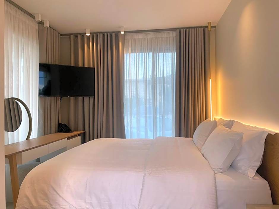 Balance Accommodation