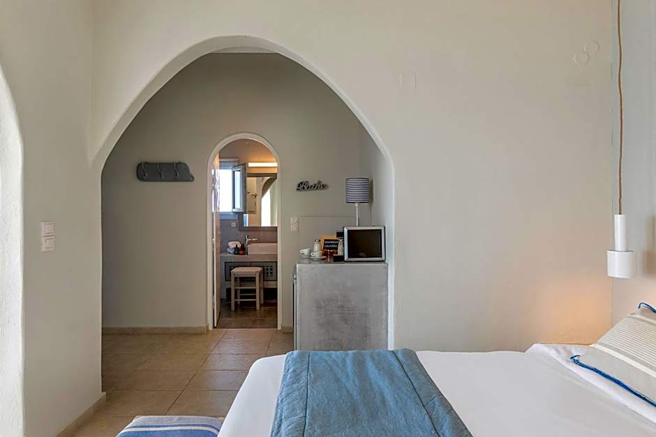 Blue Dolphins Apartments