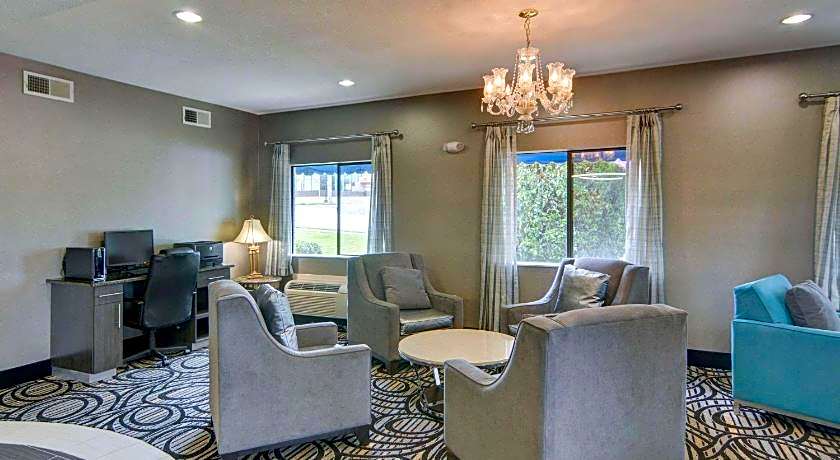 Quality Inn & Suites Grand Prairie South