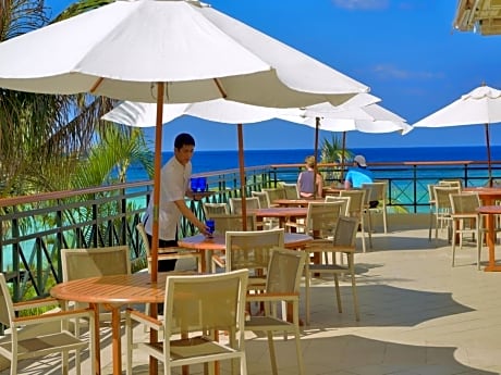 Club Elegant Ocean Front - Lounge access