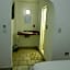 Alexandross Hostel
