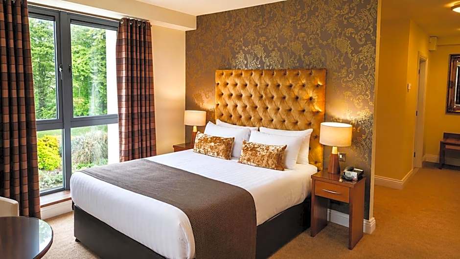 Raheen Woods Hotel