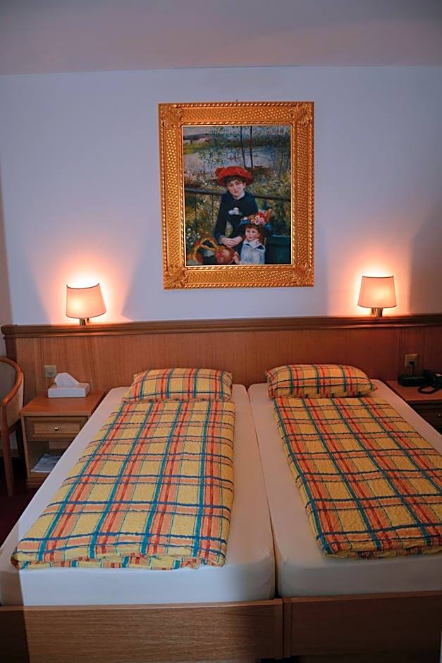 Hotel Dischma - FREE BUS AND TRAIN TICKET