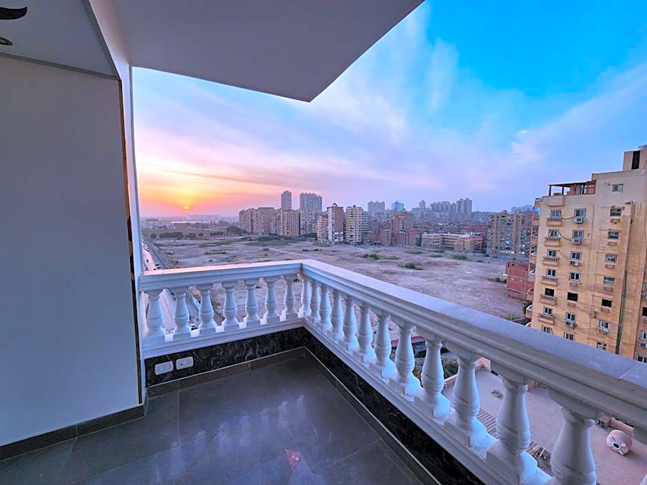 شقة فاخرة وفيو خرافى فى maadi