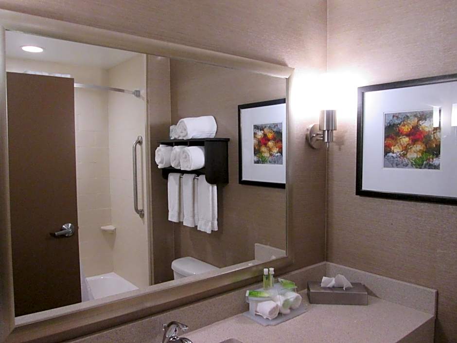 Holiday Inn Express Hotels Cloverdale (Greencastle) By IHG