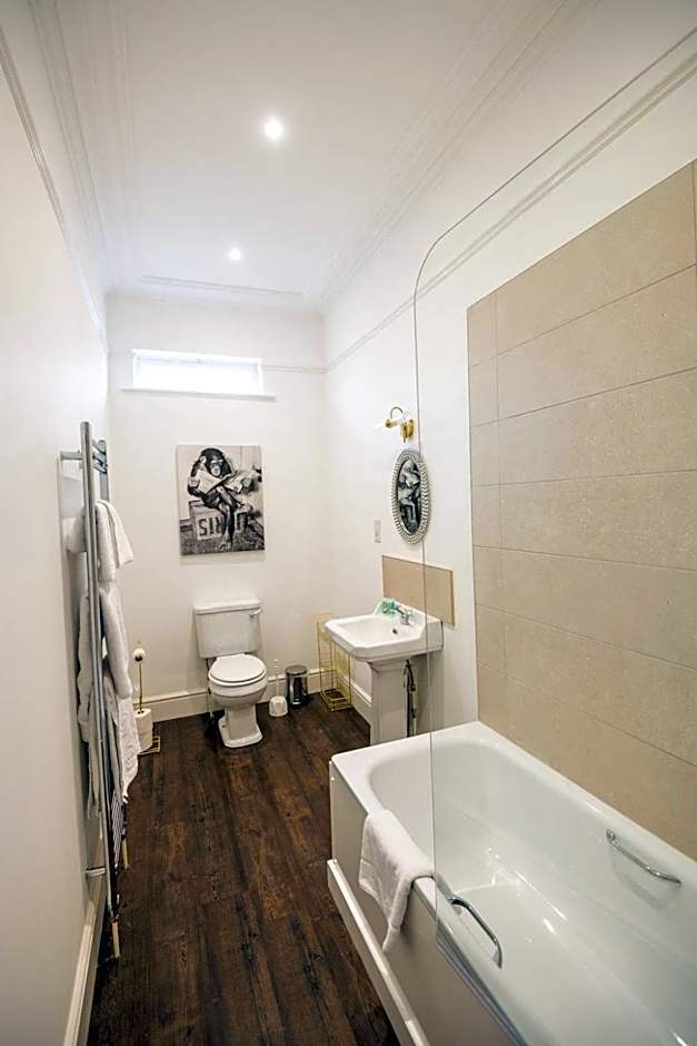 The Elizabeth House Hotel