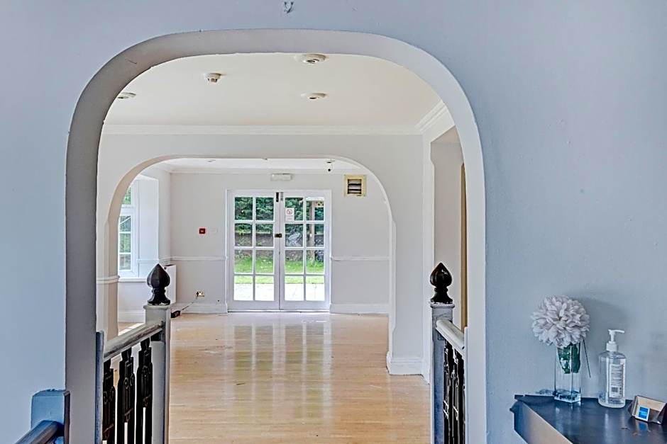 The Gables Hotel, Birmingham Airport