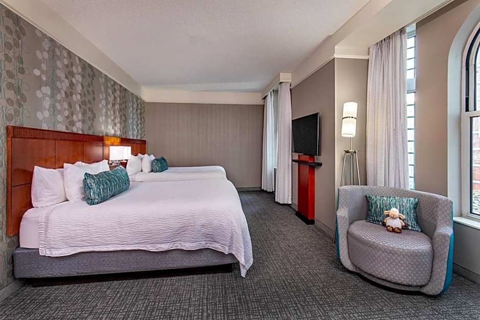 Courtyard by Marriott Boston Copley Square