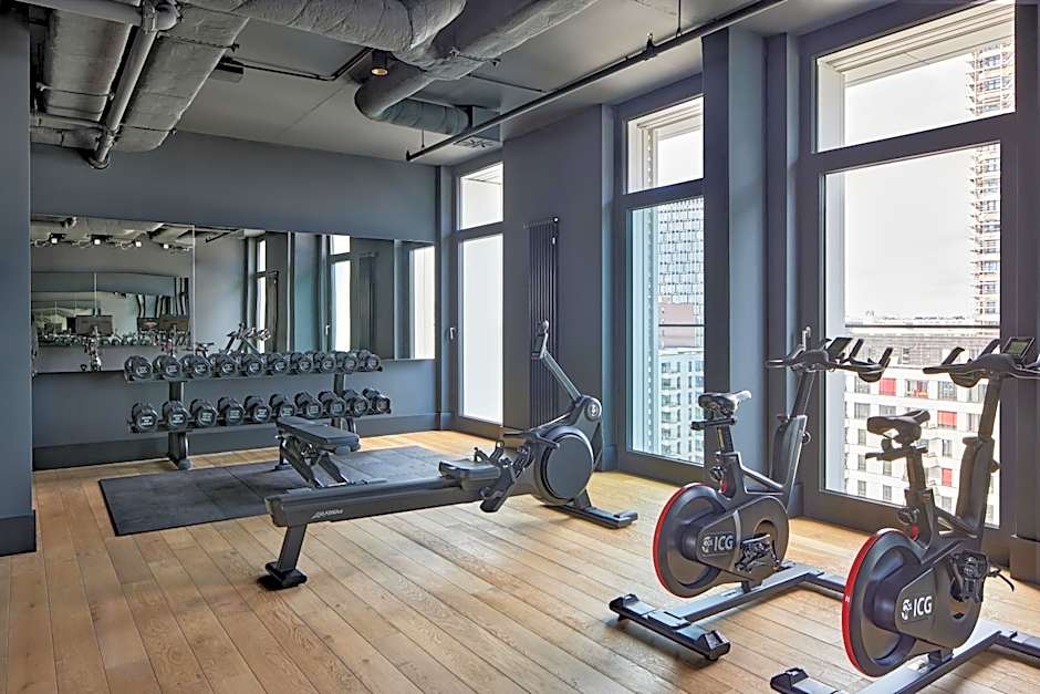 Locke at East Side Gallery