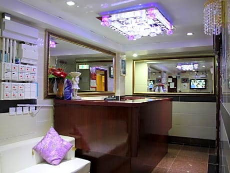 Everest Inn Guest House