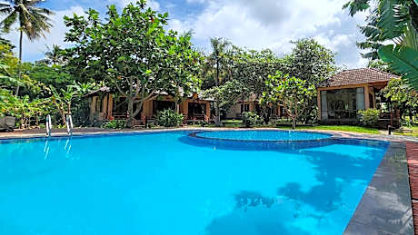 Sunrise Resort Phú Quốc