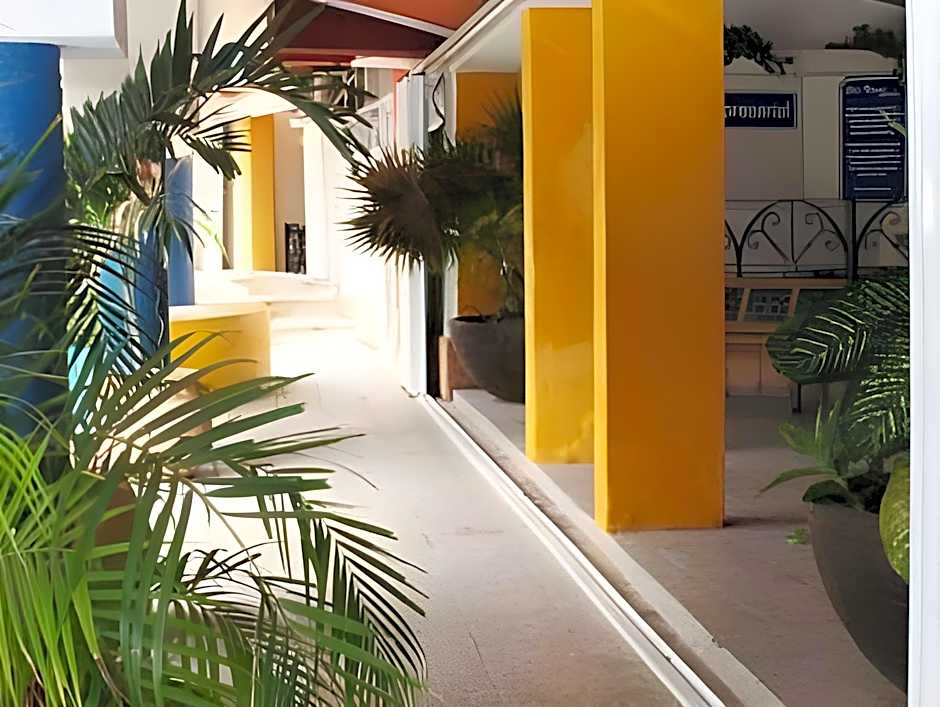 Hotel Suites Elia Noemi