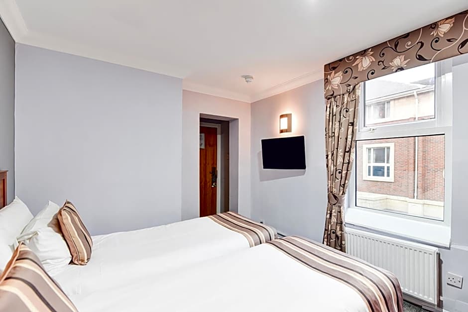 Aston Court Derby City Centre by Belvilla