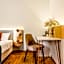 CASA CHITIC - HOTEL & RESTAURANT- Str Nicolae Balcescu 13