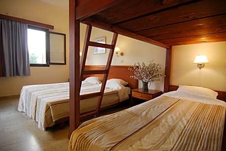 Economy Quadruple Room