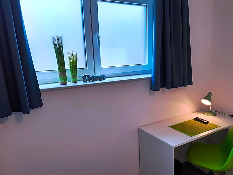 Hotel M24 - Alle Zimmer mit Küchenzeile