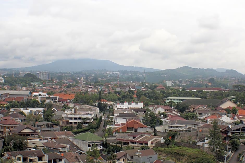 Amaris Hotel Setiabudhi - Bandung