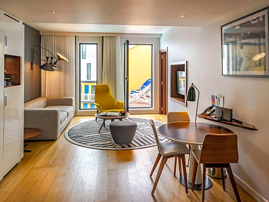 Molitor Paris - MGallery by Sofitel