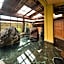 Yuraku Hotel