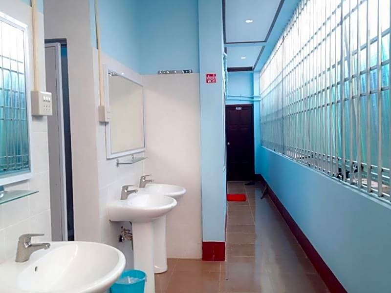 Lucky Backpackers Hostel