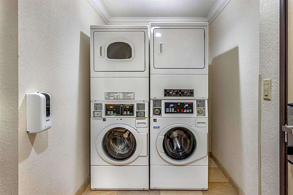 Best Western Town & Country Lodge