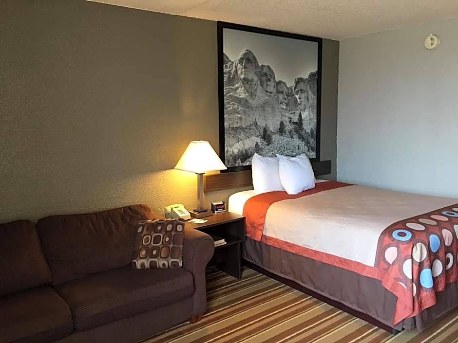 Photo 1 of 6 of Studio 1 Queen Bed Suite