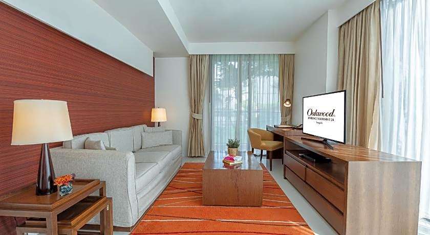 Oakwood Residence Sukhumvit 24 Hotel