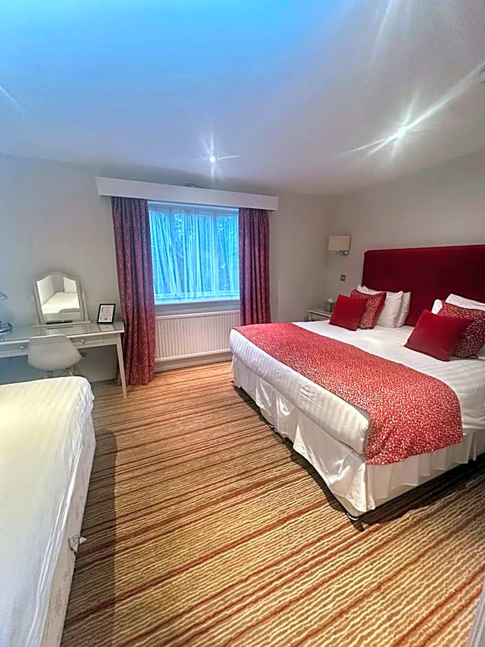 The Casa Hotel and Marco Pierre White Restaurant - Camberley West