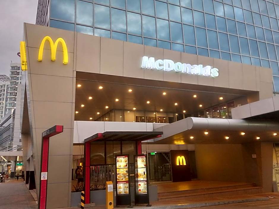 Mactan Newtown 8 boulevard Deluxe