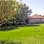 Altissimo Symphony Guesthouse
