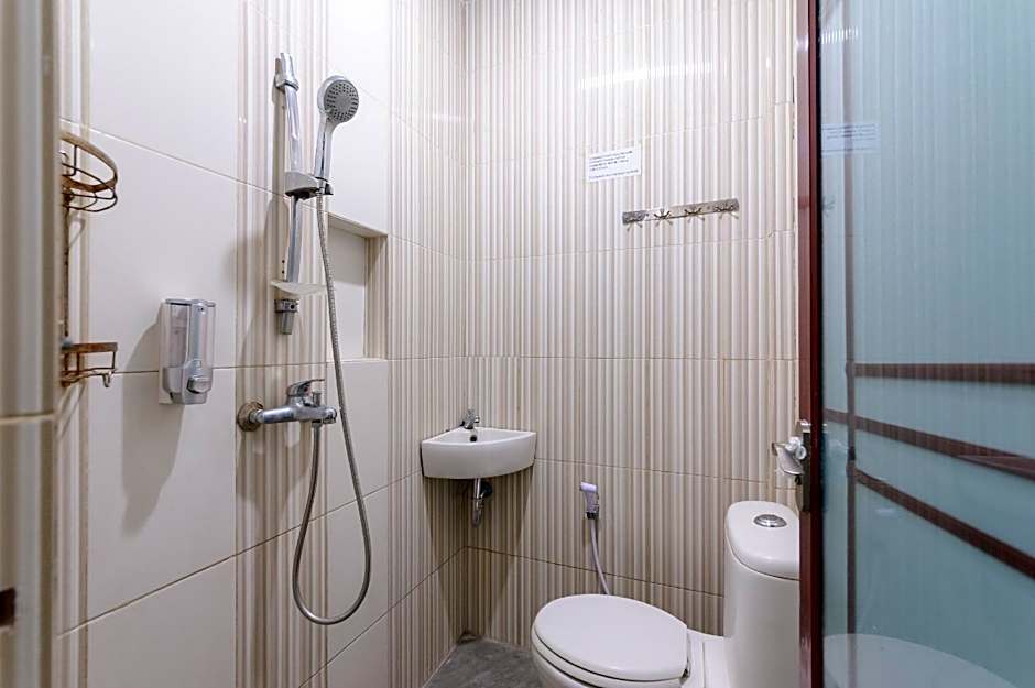 RedDoorz @ Best Hotel Jalan Dr. Sutomo Siantar