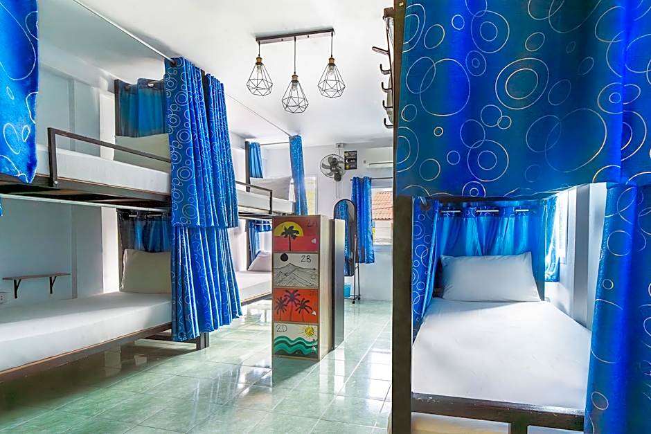 See Sea Backpacker House