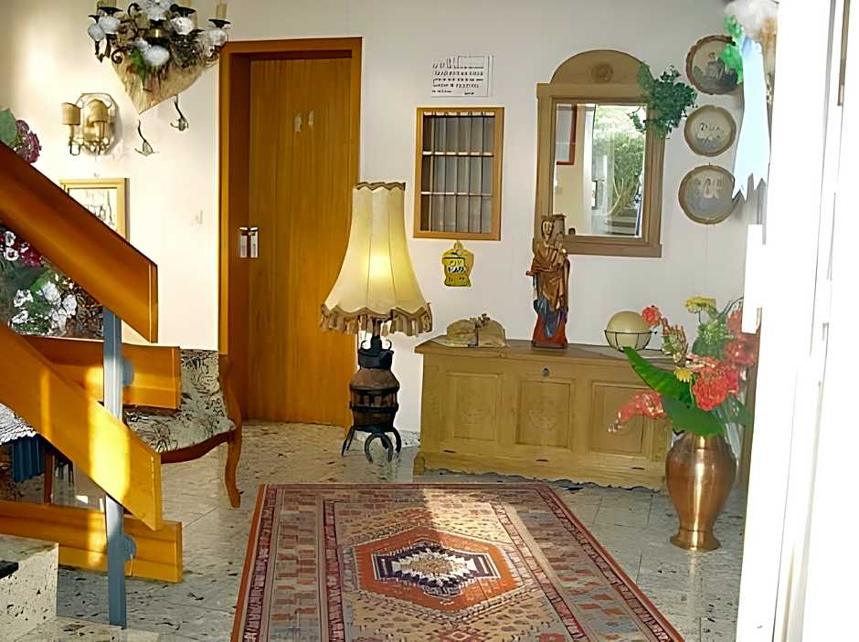 Memory Hotel