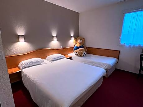 Triple Room