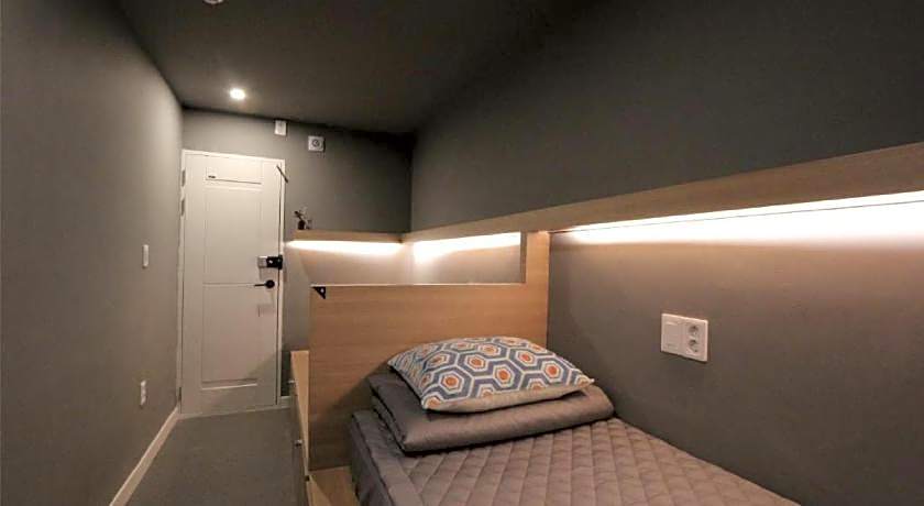 Blueboat Hostel Jeonju (Korea Quality)