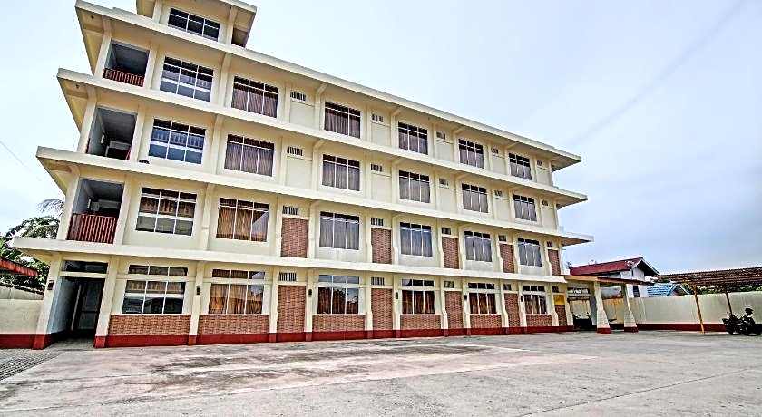 Hotel O Pondok Anggrek Syariah