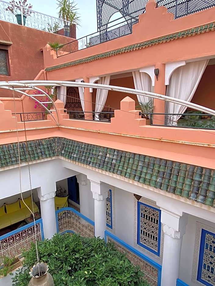 Dar Sarah-Mouassine-Marrakech, Riad authentique idéalement situé