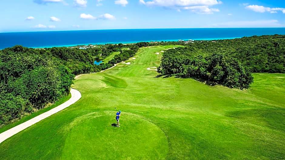 Hyatt Ziva Rose Hall - All Inclusive
