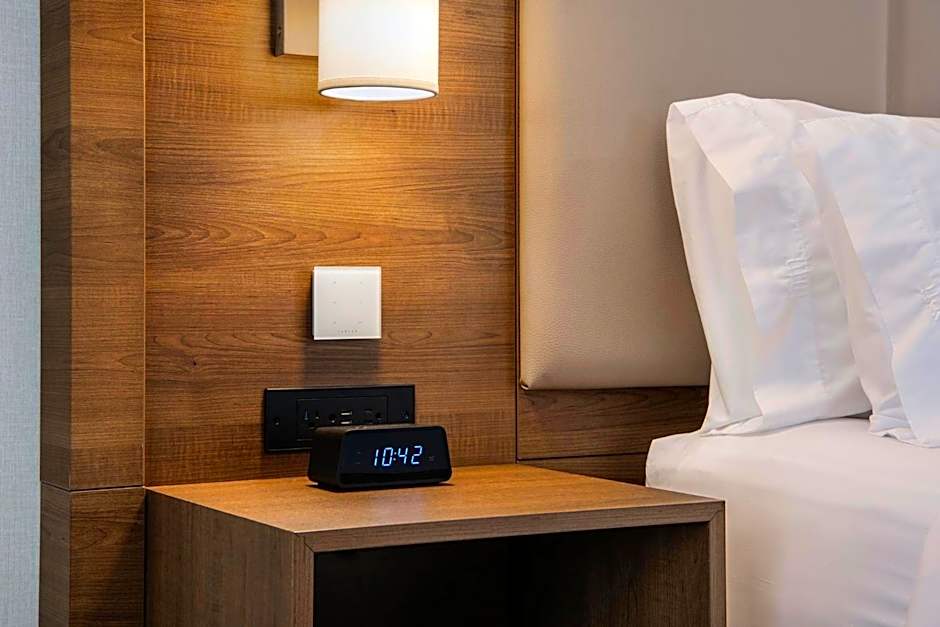 Holiday Inn Express & Suites Saskatoon By IHG