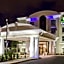 Holiday Inn Express Hotel & Suites Tampa-USF-Busch Gardens By IHG
